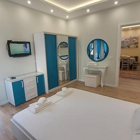 Апартамент Pink & Blue - 2Bdr With Balcony - Wi-Fi 바르나 외부 사진