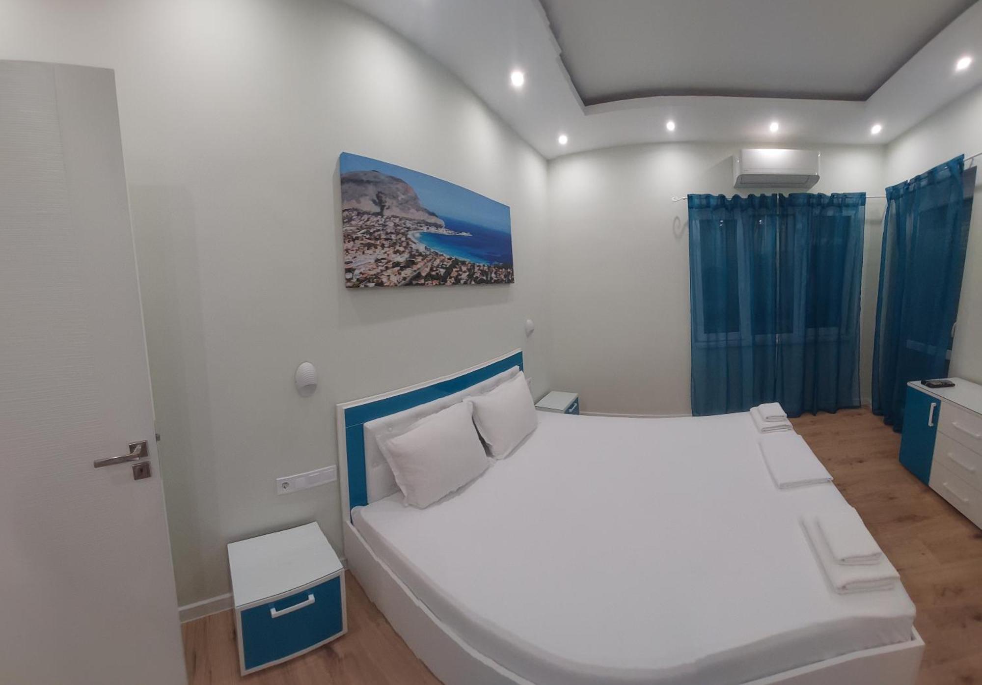 Апартамент Pink & Blue - 2Bdr With Balcony - Wi-Fi 바르나 외부 사진